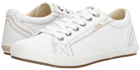 most comfortable white sneakers women.